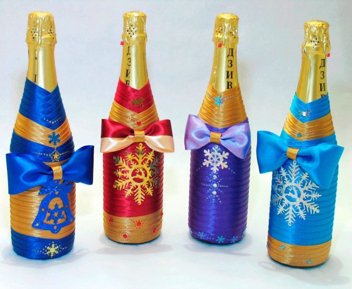 Как украсить шампанское к Новому году