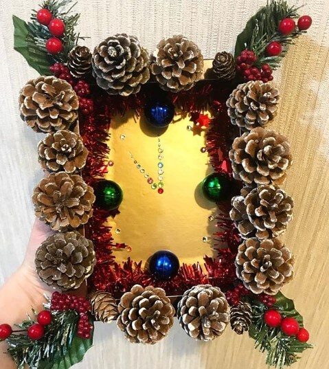 Новогодние Часы Из Шишек Поделка
