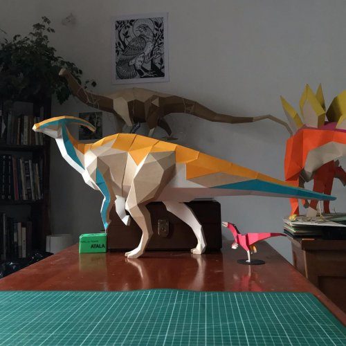 Бумажные скульптуры динозавров от Себы Нараньо
