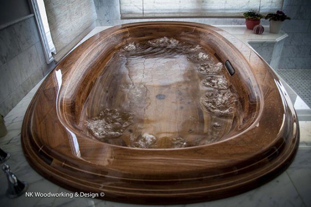 Невероятные деревянные ванны от Нэти Кацоффа