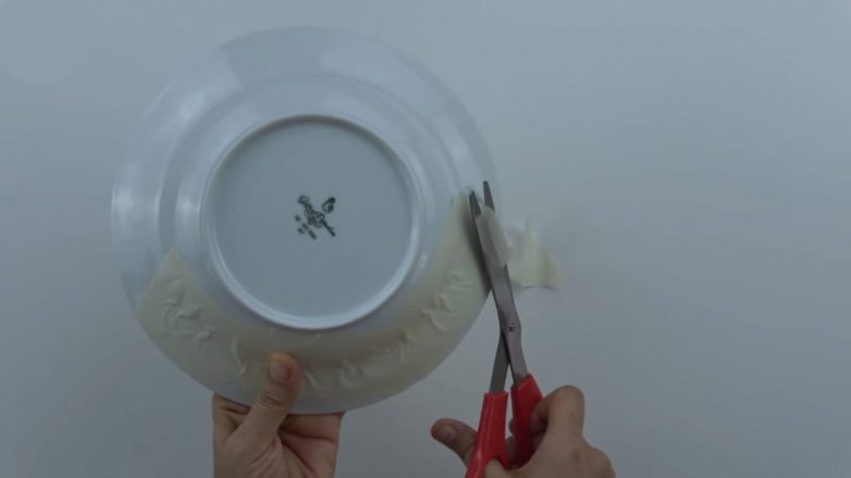 Идея для рукодельниц из разбитой тарелки