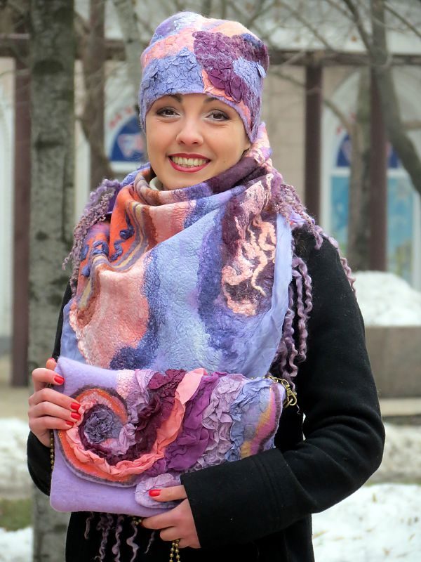 Стильные валяные шарфы