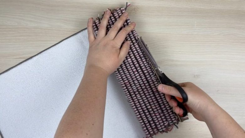 Пушистый ворсовый коврик без вязания