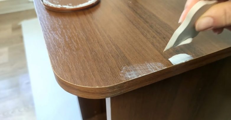 Как быстро обновить старый стол