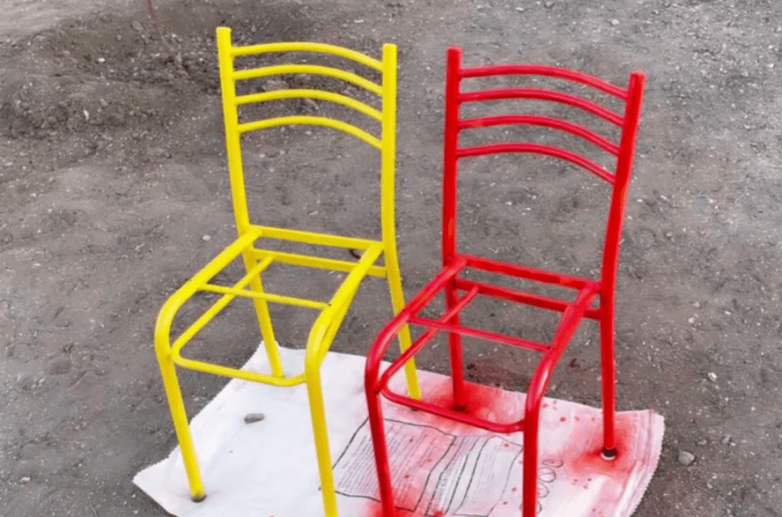 Крутой способ обновления стульев