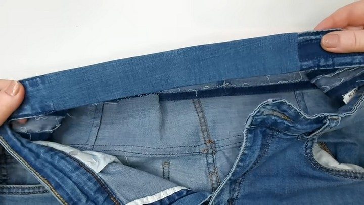 Как незаметно увеличить джинсы в талии