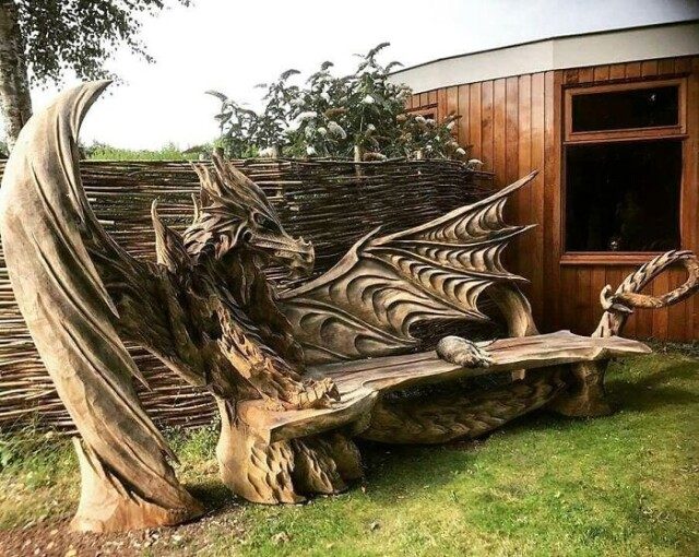 Удивительные работы из дерева
