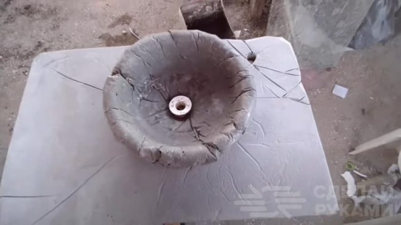 Оригинальная раковина из бетона