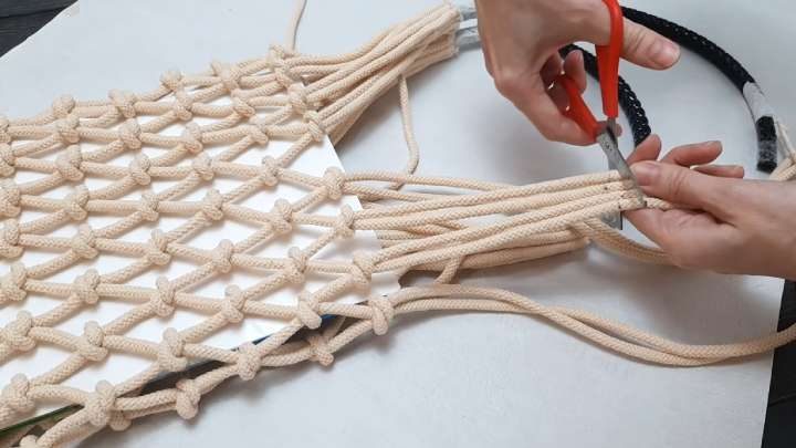 Сумочка из шнура и верёвки