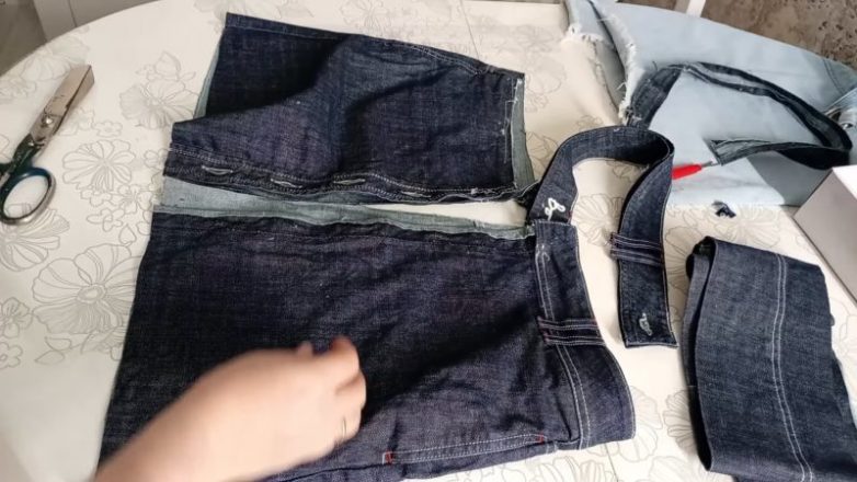 Что делать, если старая джинсовая юбка надоела