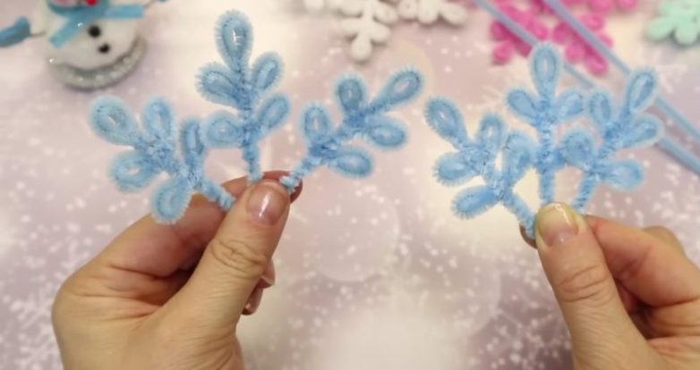 Красивые снежинки из синельной проволоки