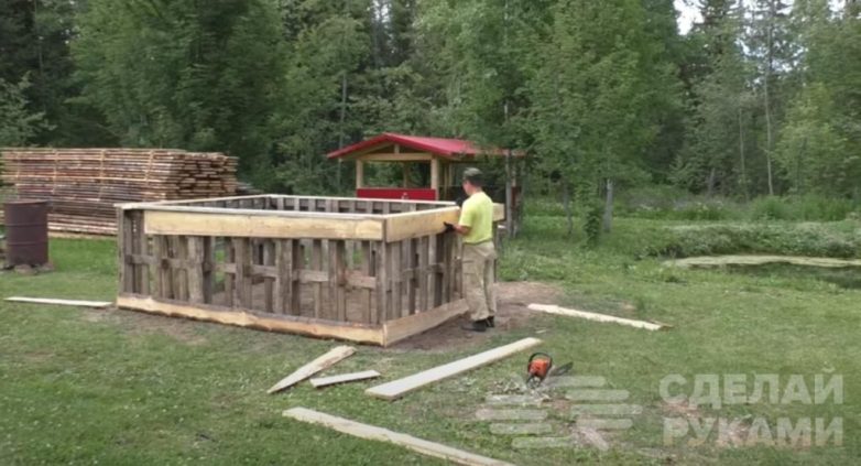 Бассейн для дачи из деревянных поддонов