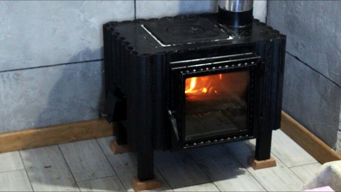 Печь из чугунной батареи с большой теплоотдачей