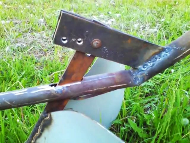 Ручной окучник картошки из старого велосипеда