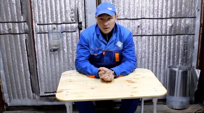 Рабочий столик из ПВХ труб