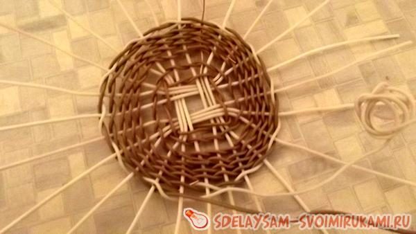Изготовление сухарницы из проволоки