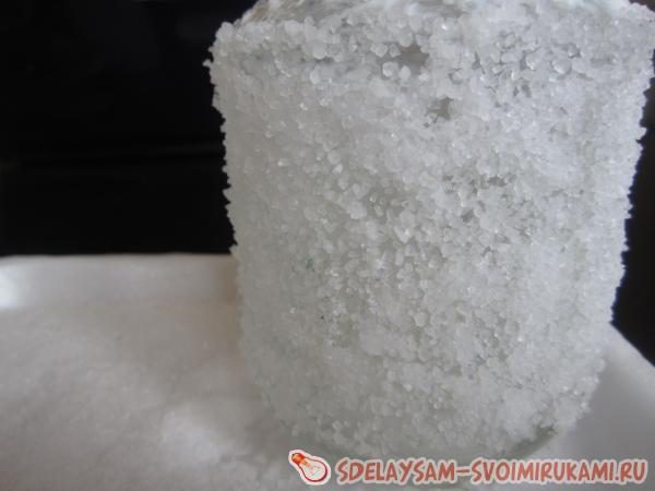 Оригинальный подсвечник из морской соли
