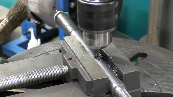 Мастерим мотосамокат из велосипеда и двигателя мотокосы