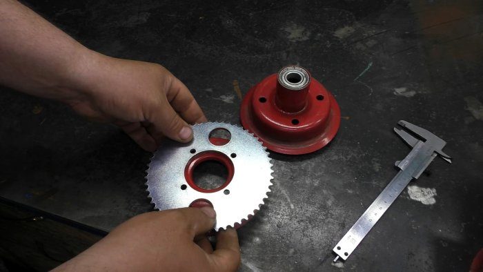 Мастерим мотосамокат из велосипеда и двигателя мотокосы