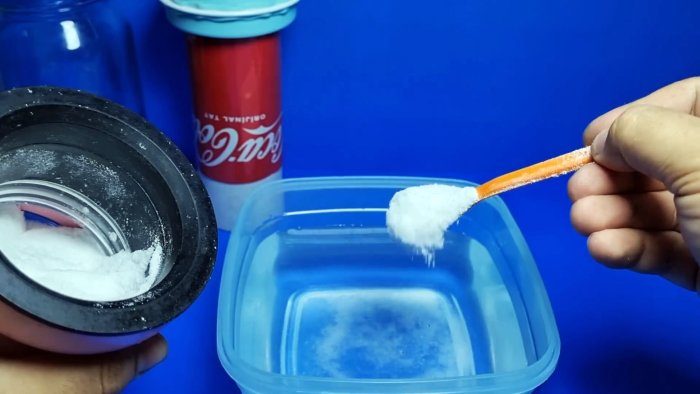 Фонарик работающий на воде