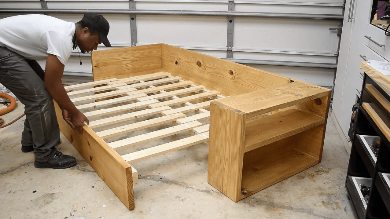 Практичная и долговечная софа по цене материала