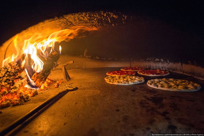 Можно ли печь пиццу в русской печи