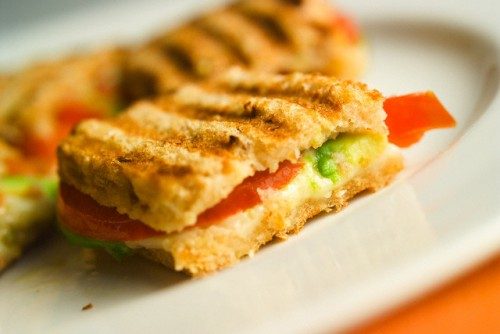 Сэндвичи с рыбой: 8 простых рецептов