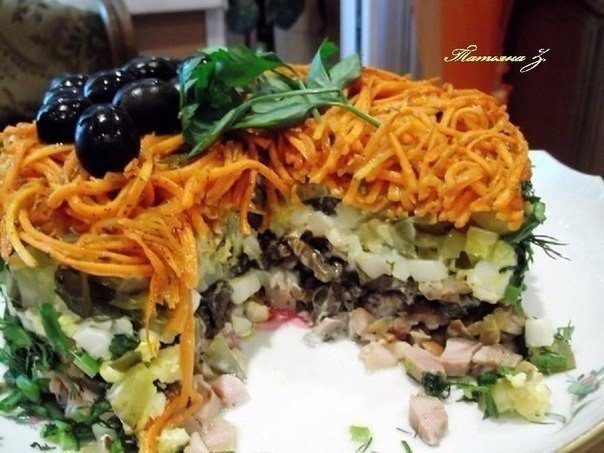 10 рецептов салатов с грибами