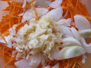 Баклажаны фаршированные морковью