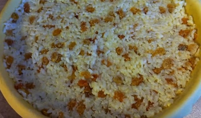 Пирог с рисом и изюмом «Балиш»
