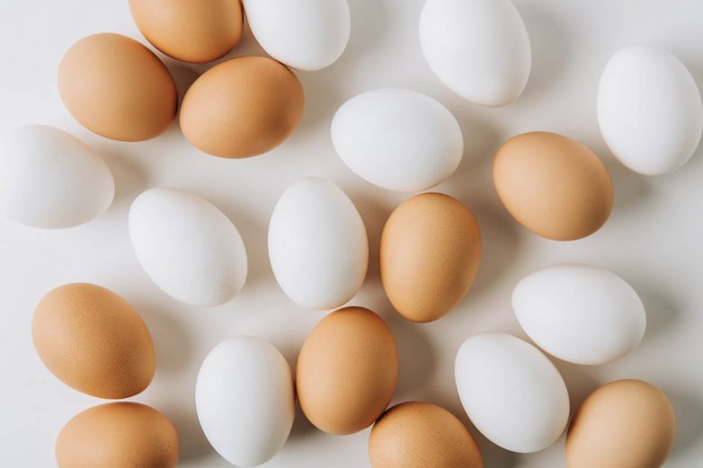 В чем отличие коричневых яиц от белых?