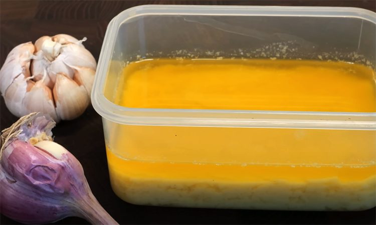 Ложку добавьте и любая еда станет вкуснее. Секрет поваров, паста из чеснока