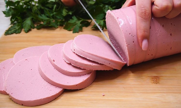 Диетическая, но вкусом как ветчина. Домашняя колбаса
