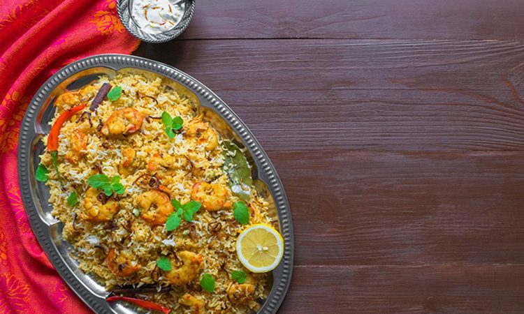 Летом разлетается на ура. Делаем плов не из мяса, а из рыбы