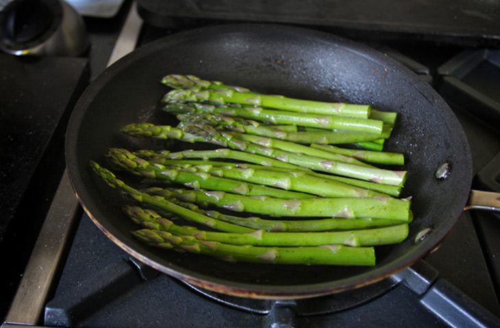 Шесть лучших способов от гарнира до закуски. Как вкусно приготовить спаржу