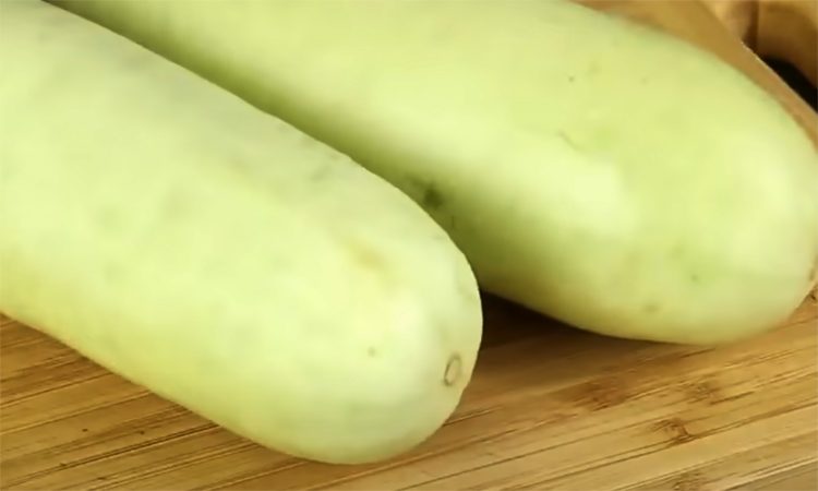 Добавляем вкуса сырной шапкой. Готовим кабачки в духовке по-новому
