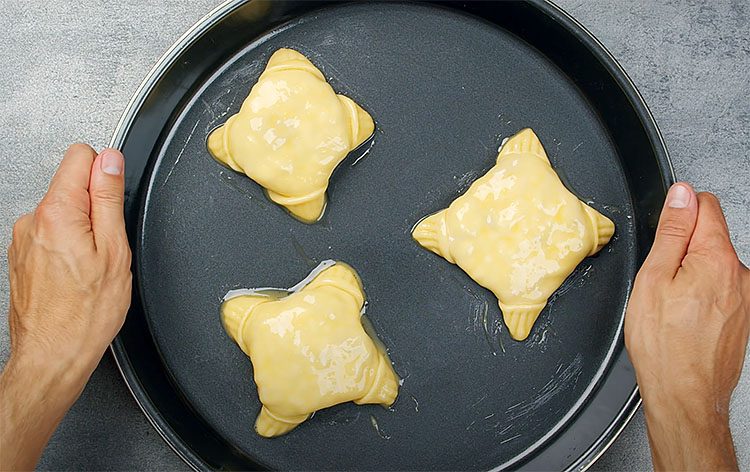 Почти яблочный штрудель на вкус, а готовить просто. Выпечка к чаю без хлопот