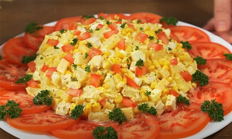 Несколько новых рецептов салатов для лета. Разнообразия вкусов хватит надолго