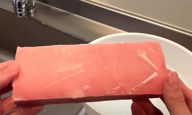 Метод из Японии. Как разморозить тунца, чтобы не потерял вкус и текстуру