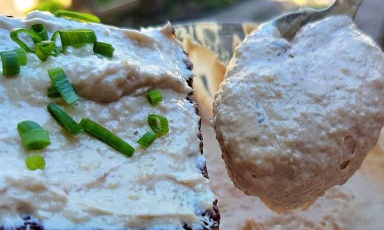 Показываем классический рецепт. Селедочное масло
