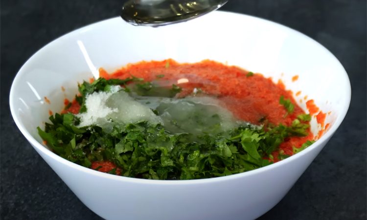 Салат из помидоров и перца с быстрым маринадом. Заправка всех оставляет неравнодушными