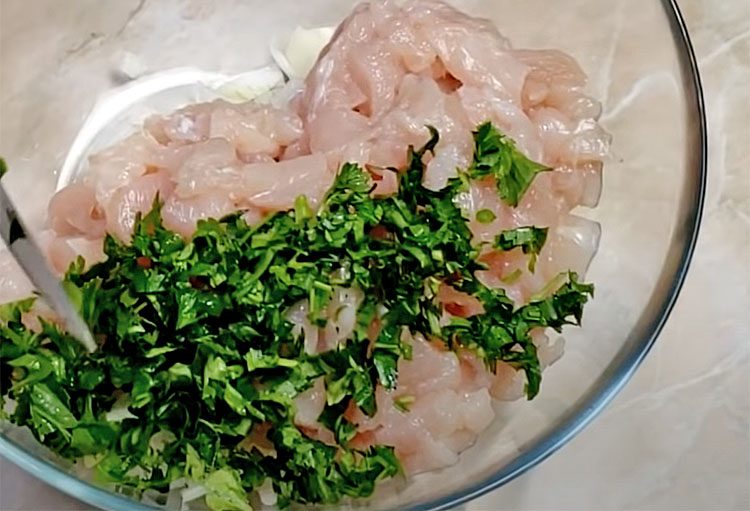 Без мясорубки и всегда сочно. Генеральские котлеты из куриной грудки