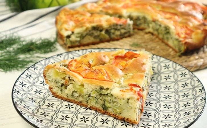 Вы забудете о пицце, такой пирог намного вкуснее. Кабачок, кефир и 5 минут у плиты