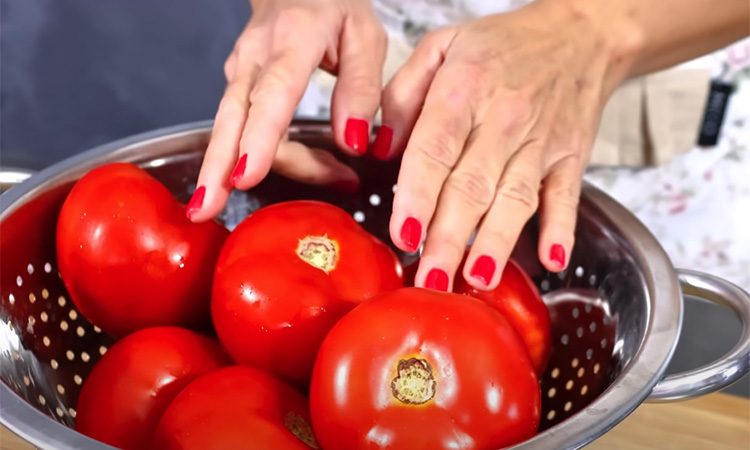 Хранятся без холодильника и сохраняют вкус. Консервируем свежие помидоры на зиму