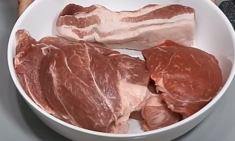 Используем обычную духовку. Делаем копченую колбасу дома