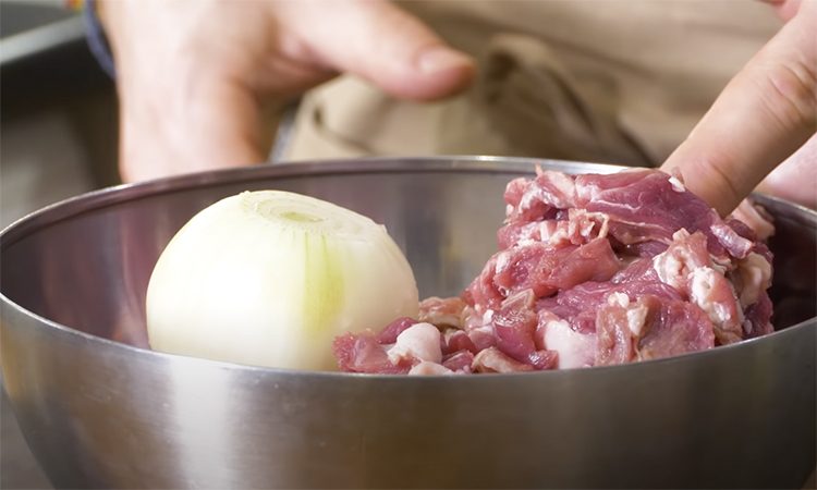 Как приготовить люля в духовке. Будет сочно, как на мангале