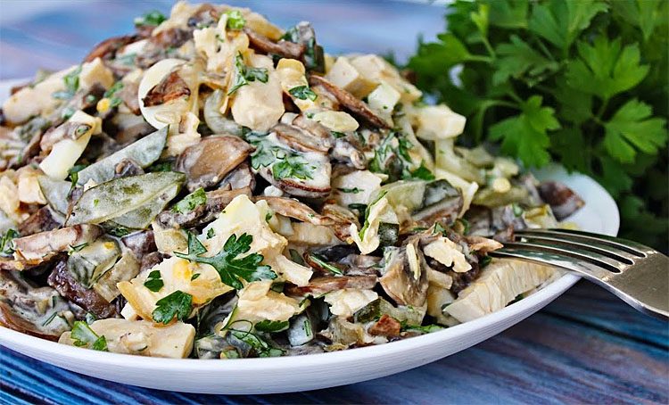 Невероятное сочетание курицы и грибов. Салат Осенний вальс