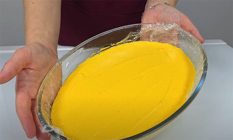 Нежный десерт полностью натуральный, детям можно давать сколько хотят. Пускаем тыкву на конфеты