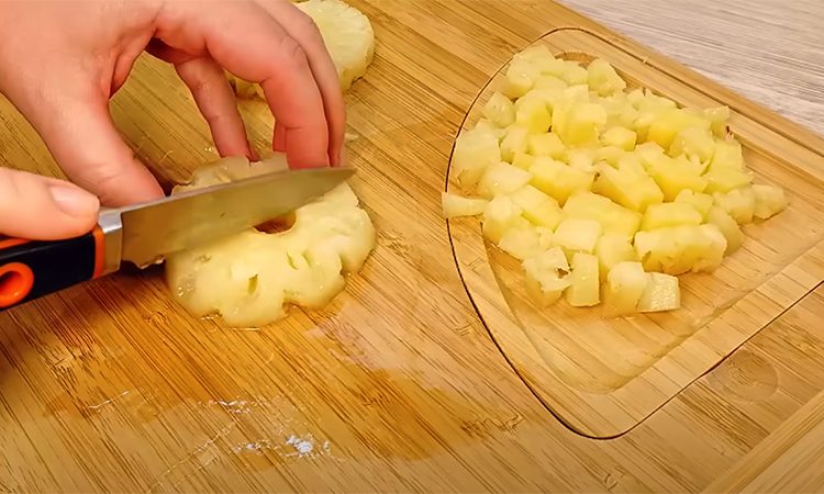 Порционные рулетики с салатом. Гениальная закуска на любой стол