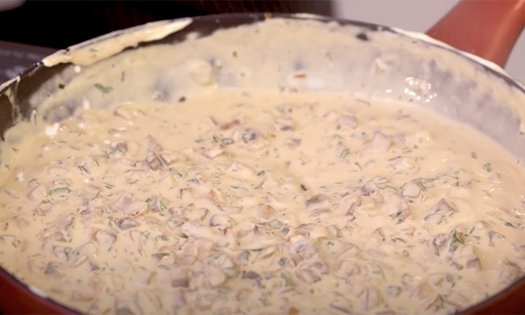 Сочный, нежный и простой в приготовлении. Жульен с шампиньонами